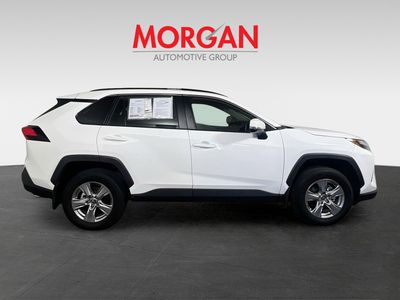 2025 Toyota RAV4 - Photo 2