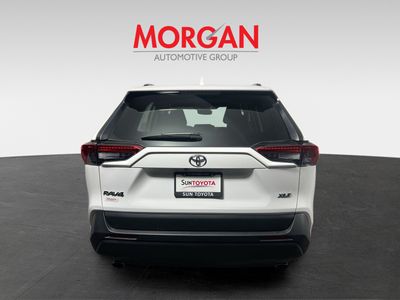 2025 Toyota RAV4 - Photo 4