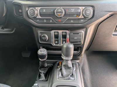 2026 Jeep Wrangler — photo 15 view