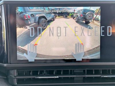 2026 Jeep Wrangler — photo 18 view