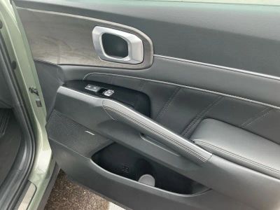 2026 Kia Sorento — photo 21 view