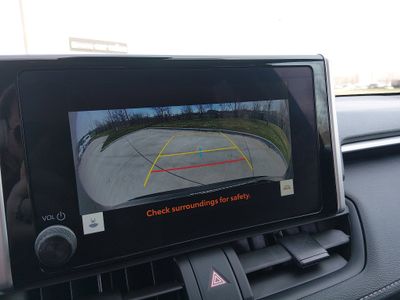 2024 Toyota RAV4 - Photo 16