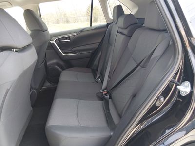 2024 Toyota RAV4 - Photo 18