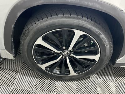2021 Toyota Highlander - Photo 11