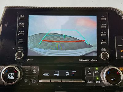 2021 Toyota Highlander - Photo 25