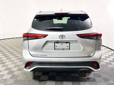 2021 Toyota Highlander - Photo 4