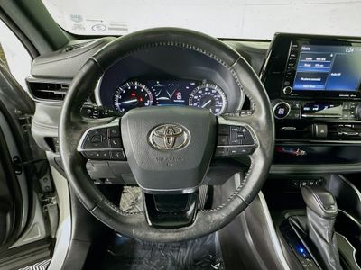 2021 Toyota Highlander - Photo 15