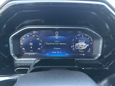 2026 Chevrolet Silverado 2500 HD — photo 13 view
