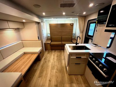 2026 Winnebago Thrive - Photo 7