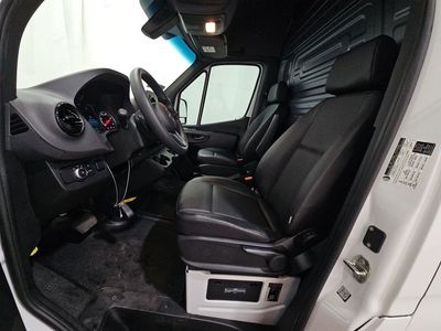 2024 Mercedes-Benz Sprinter 3500 — detail view