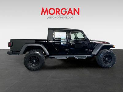 2022 Jeep Gladiator — side profile view