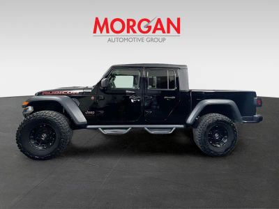 2022 Jeep Gladiator — engine compartment view