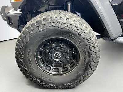 2022 Jeep Gladiator — photo 11 view