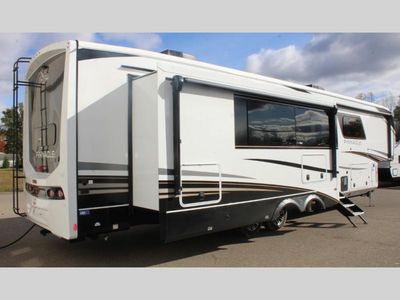 2025 Jayco Pinnacle - Photo 3