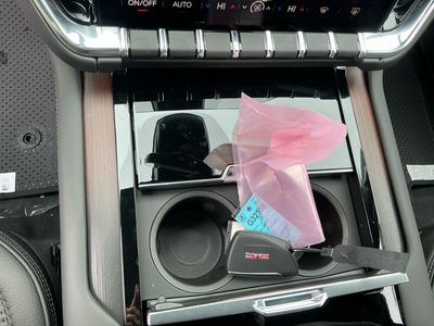 2026 GMC Yukon XL — photo 13 view