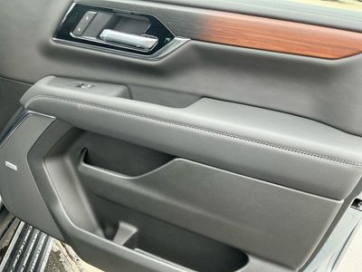 2026 GMC Yukon XL — photo 21 view