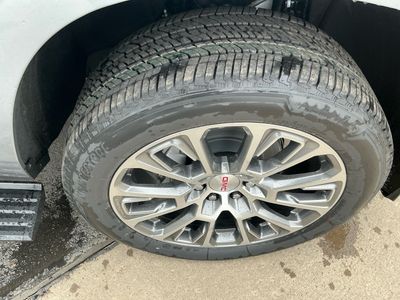 2026 GMC Yukon XL — photo 22 view