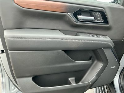 2026 GMC Yukon XL — photo 16 view