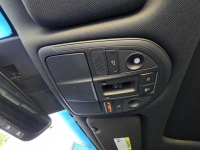 2023 Genesis G70 - Photo 30