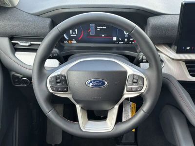 2026 Ford Explorer — photo 24 view