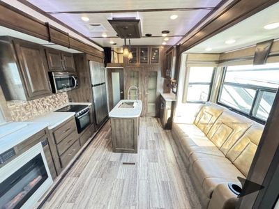 2020 Dutchmen RV Voltage - Photo 3