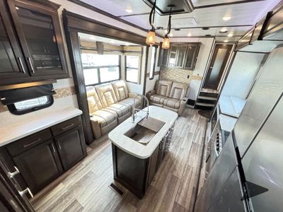 2020 Dutchmen RV Voltage - Photo 2