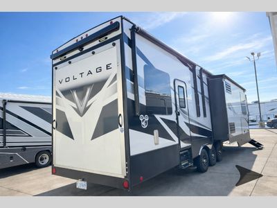 2020 Dutchmen RV Voltage - Photo 15