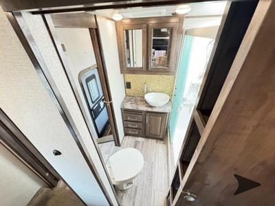 2020 Dutchmen RV Voltage - Photo 31