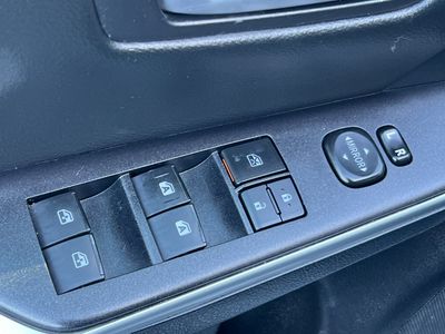 2015 Toyota Camry - Photo 13