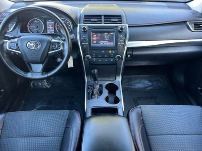 2015 Toyota Camry - Photo 3