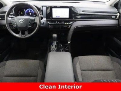 2025 Toyota Camry FWD - Photo 28