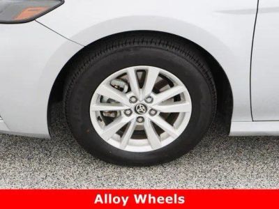 2025 Toyota Camry FWD - Photo 10