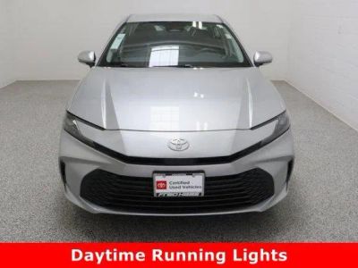 2025 Toyota Camry FWD - Photo 3