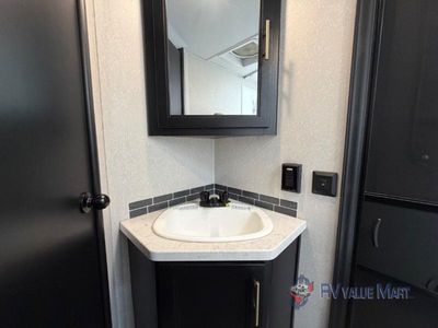 2021 Forest River RV Cherokee Grey Wolf - Photo 25