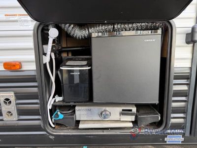 2021 Forest River RV Cherokee Grey Wolf - Photo 10