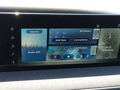 2025 Nissan Kicks - Photo 19