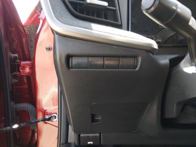2025 Nissan Kicks - Photo 13