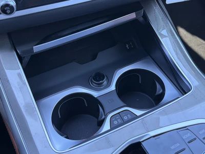 2026 BMW X7 — photo 38 view