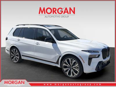 2026 BMW X7 M60i in White — front three-quarter view