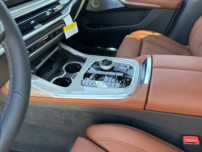 2026 BMW X7 — photo 26 view