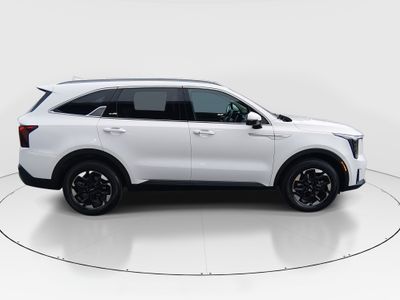 2024 Kia Sorento - Photo 8