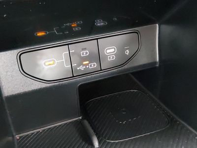 2024 Kia Sorento - Photo 24