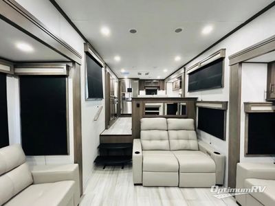 2025 Grand Design Solitude - Photo 4