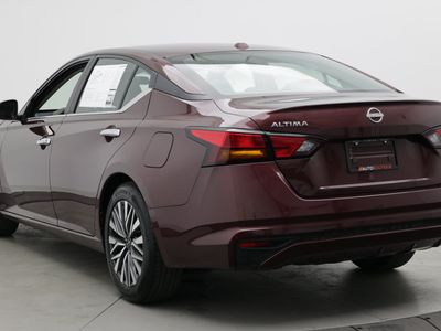 2025 Nissan Altima - Photo 5