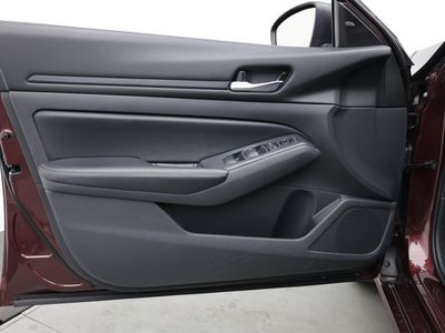 2025 Nissan Altima - Photo 14