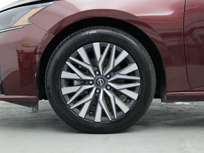 2025 Nissan Altima - Photo 9