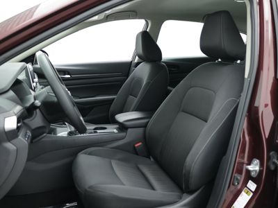 2025 Nissan Altima - Photo 18