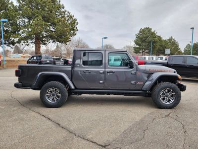 2026 Jeep Gladiator — side profile view