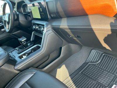 2024 GMC Sierra 1500 — photo 12 view