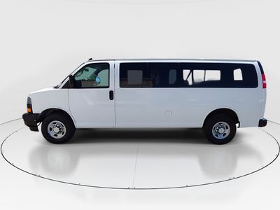 2023 Chevrolet Express Passenger - Photo 4